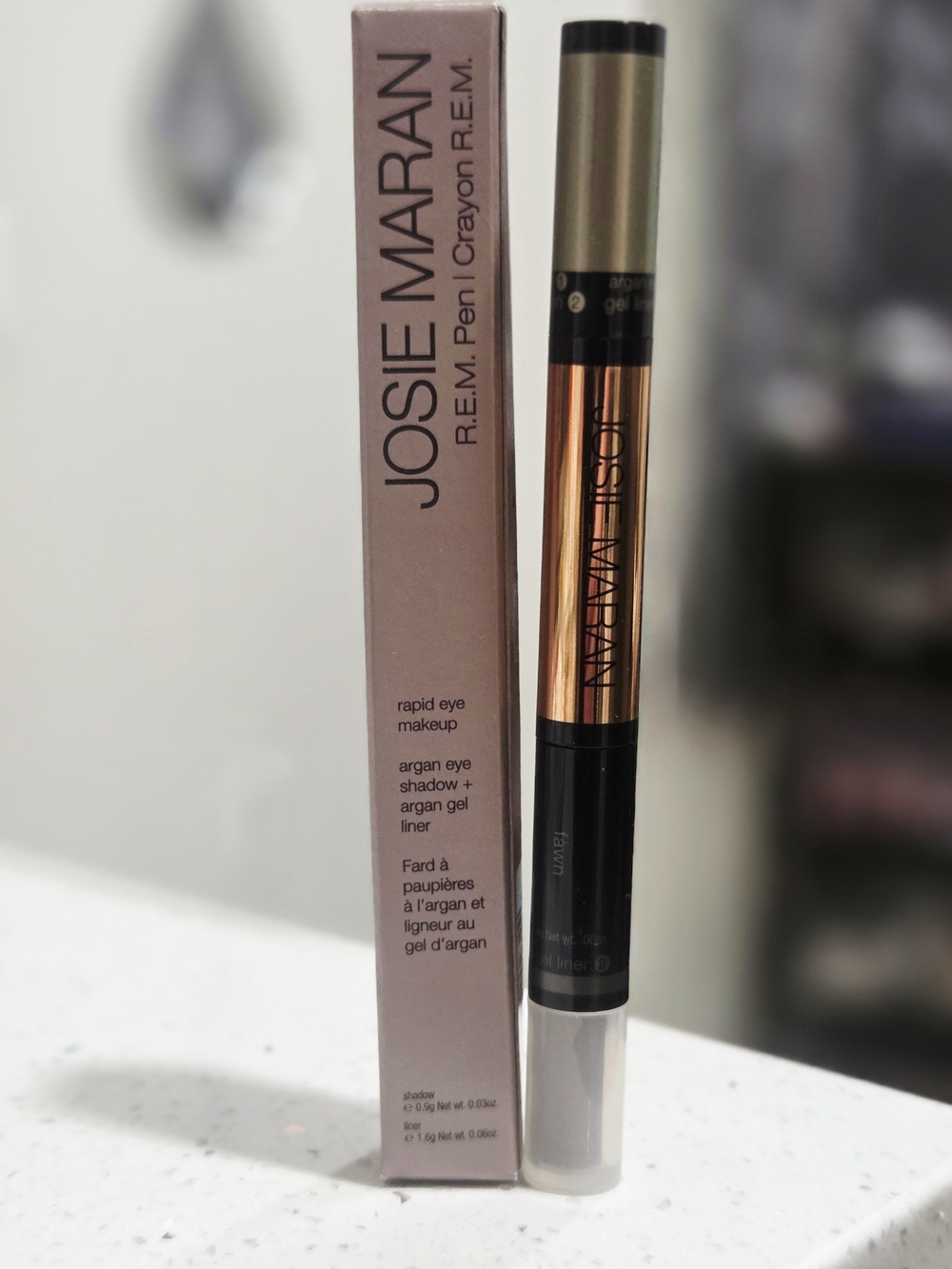 Josie Maran R.E.M. Eye Crayon Duo in Moss/Fawn